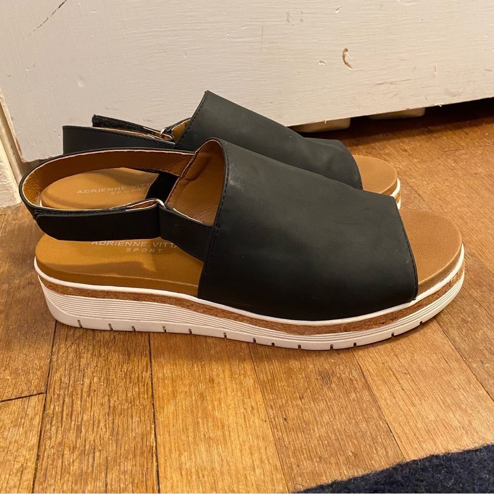 Adrienne Vittadini Sport Sandals - 9.5